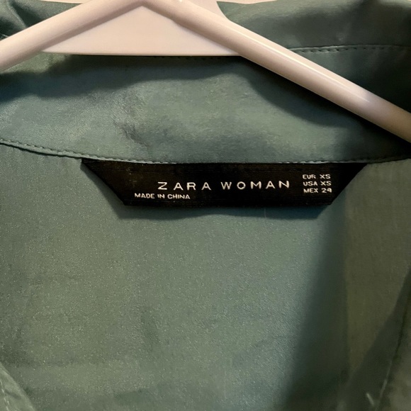 Silk button down blouse - Picture 3 of 3